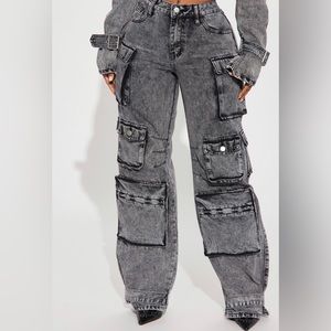 Fashion Nova Billie Low Slung Cargo Jeans